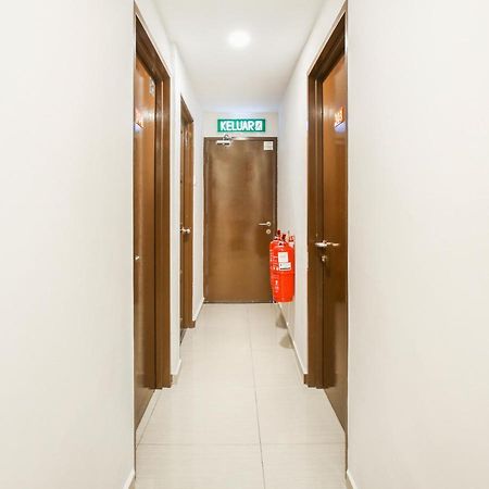 Dyaya Hotel Malacca Екстериор снимка
