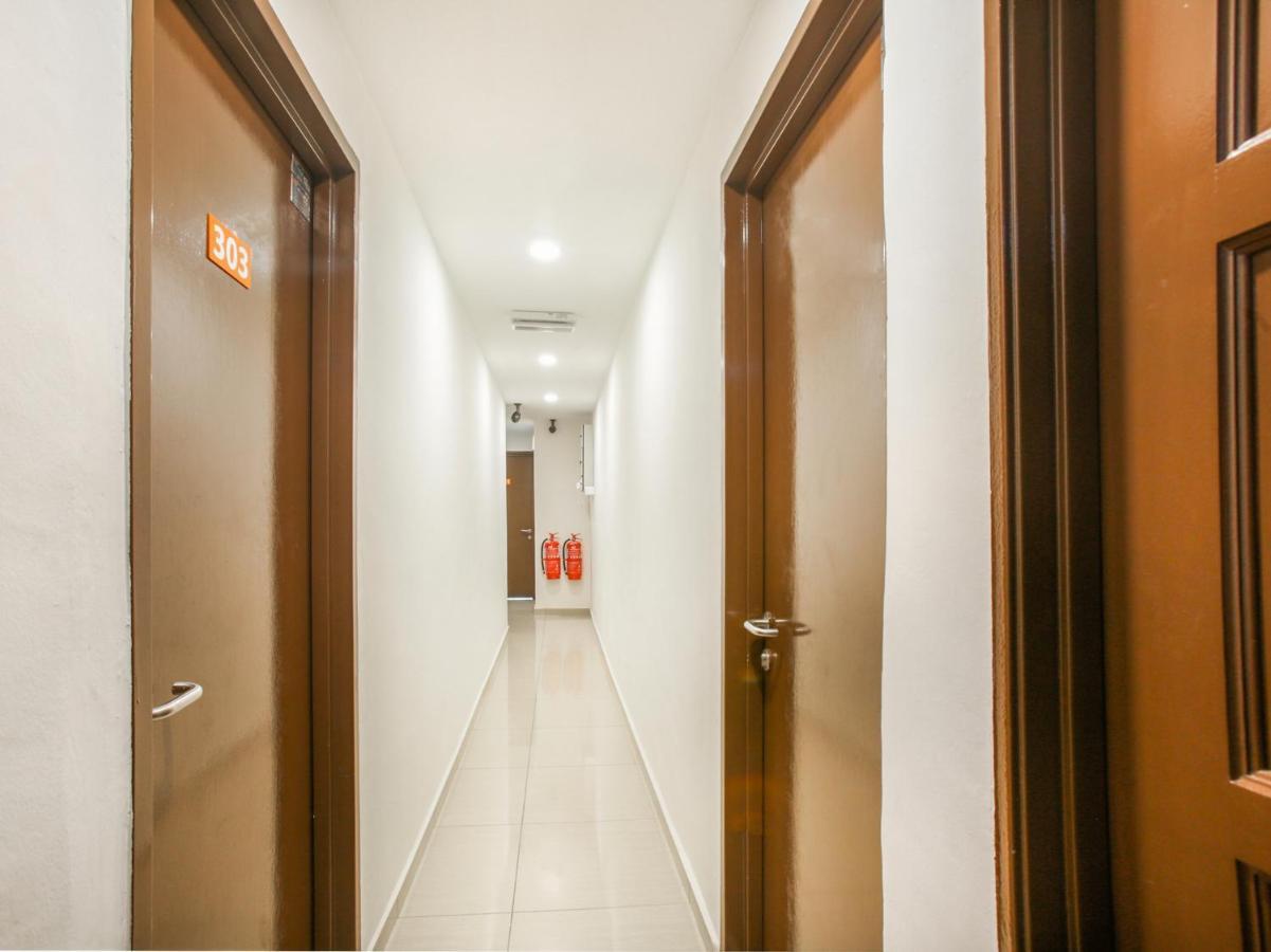 Dyaya Hotel Malacca Екстериор снимка