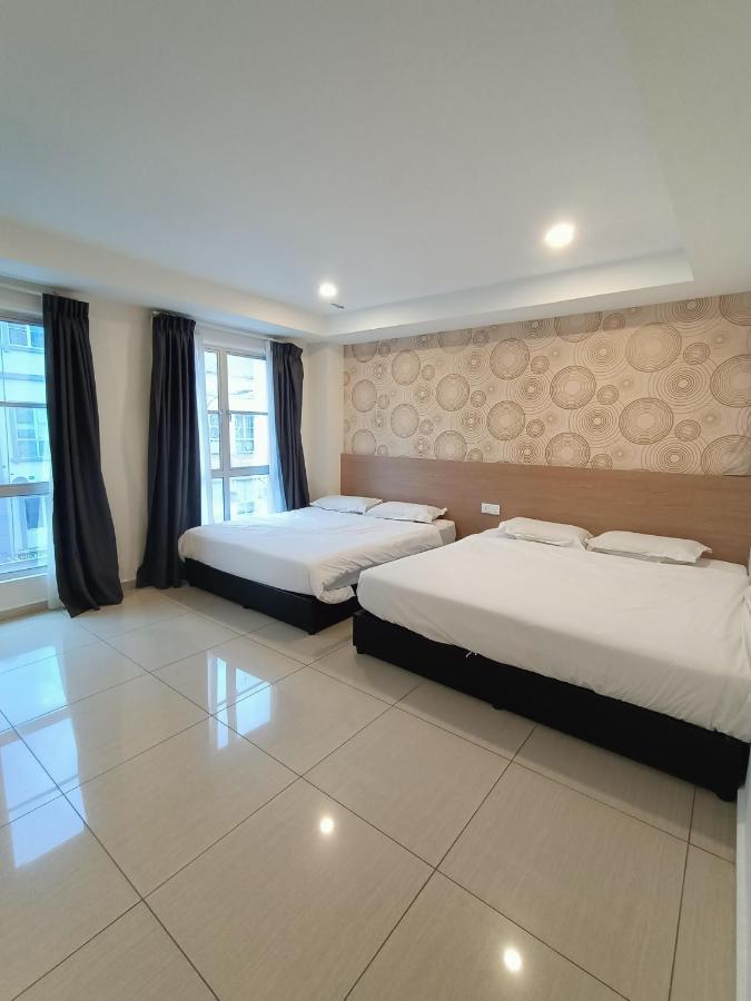 Dyaya Hotel Malacca Екстериор снимка